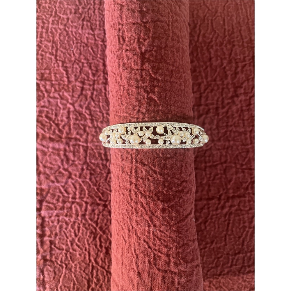Silver-tone Hinged Bangle Bracelet Clear Crystals & Faux Pearls